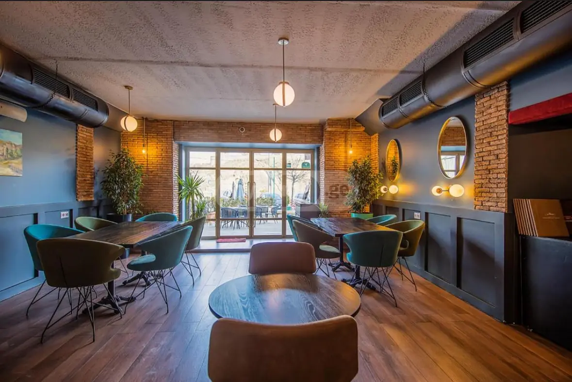 10+ Room Hotel For Rent In Ortachala view 8