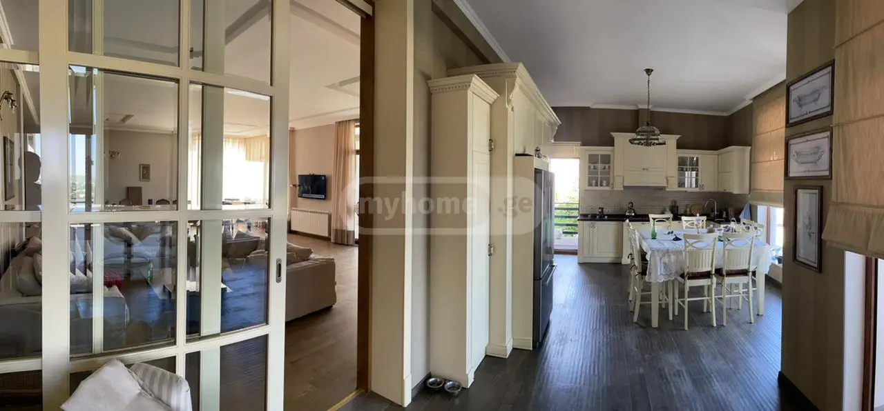 10+ Room Private House For Rent In Tsavkisi view 3