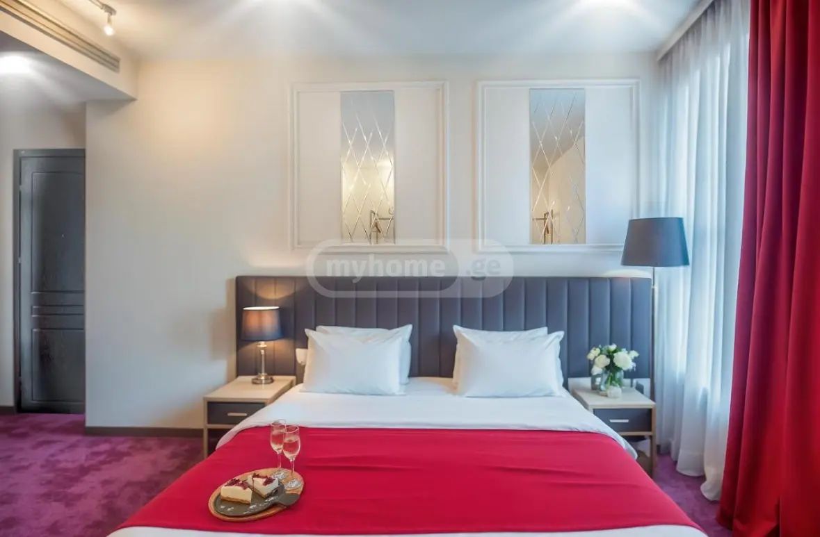 10+ Room Hotel For Rent In Ortachala view 7