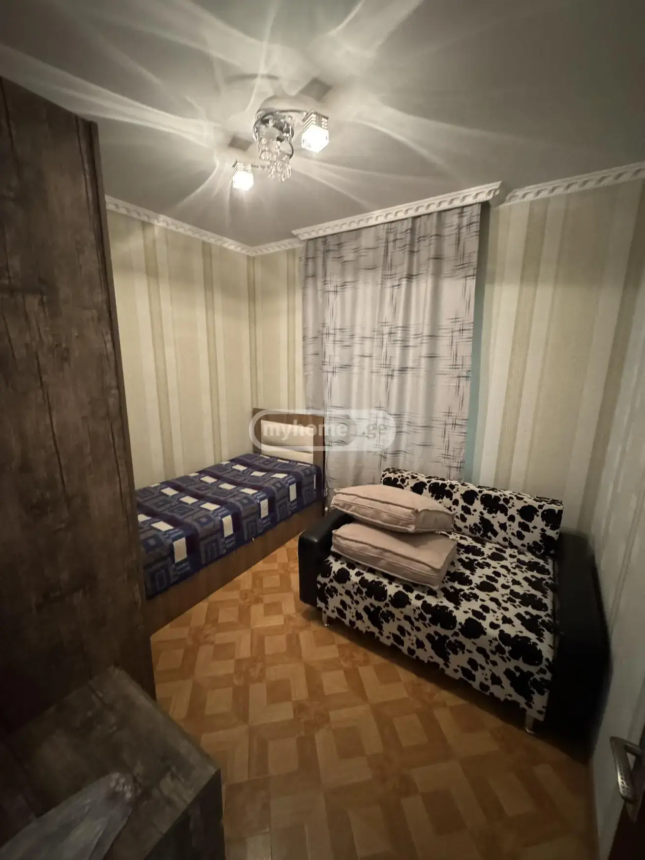 8 Room Private House For Rent In Gldani view 2