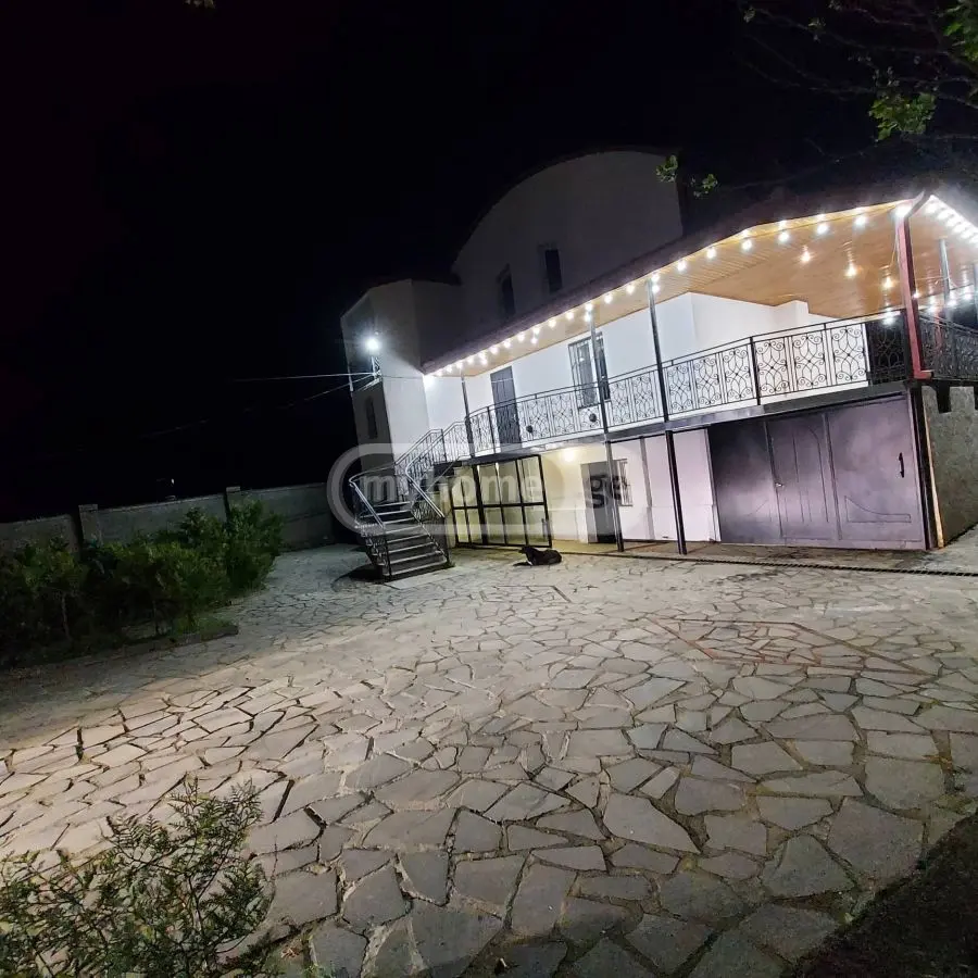 6 Room Country House Daily Rent In Saburtalo view 9