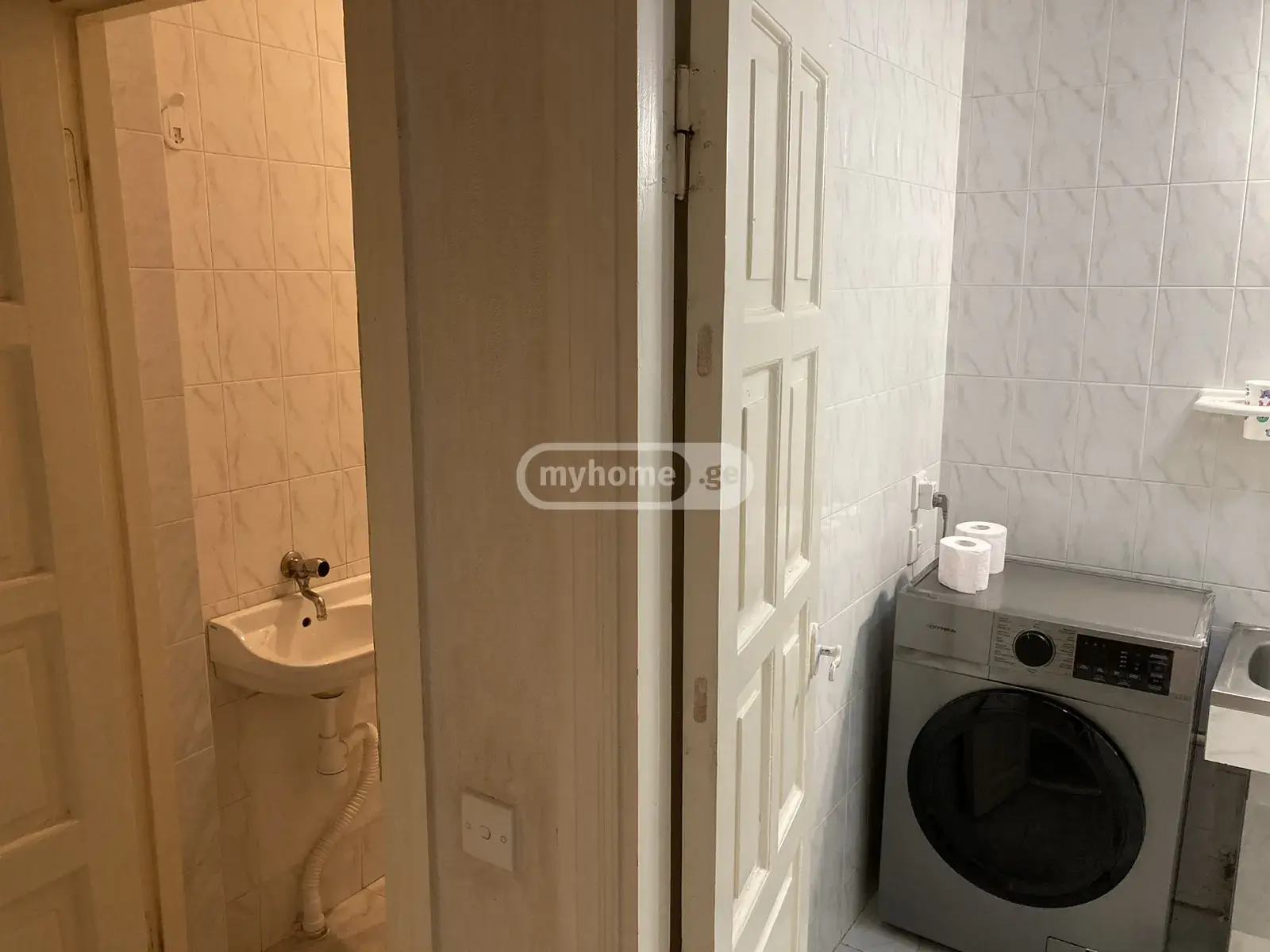 6 Room Country House For Rent In Tskneti view 2