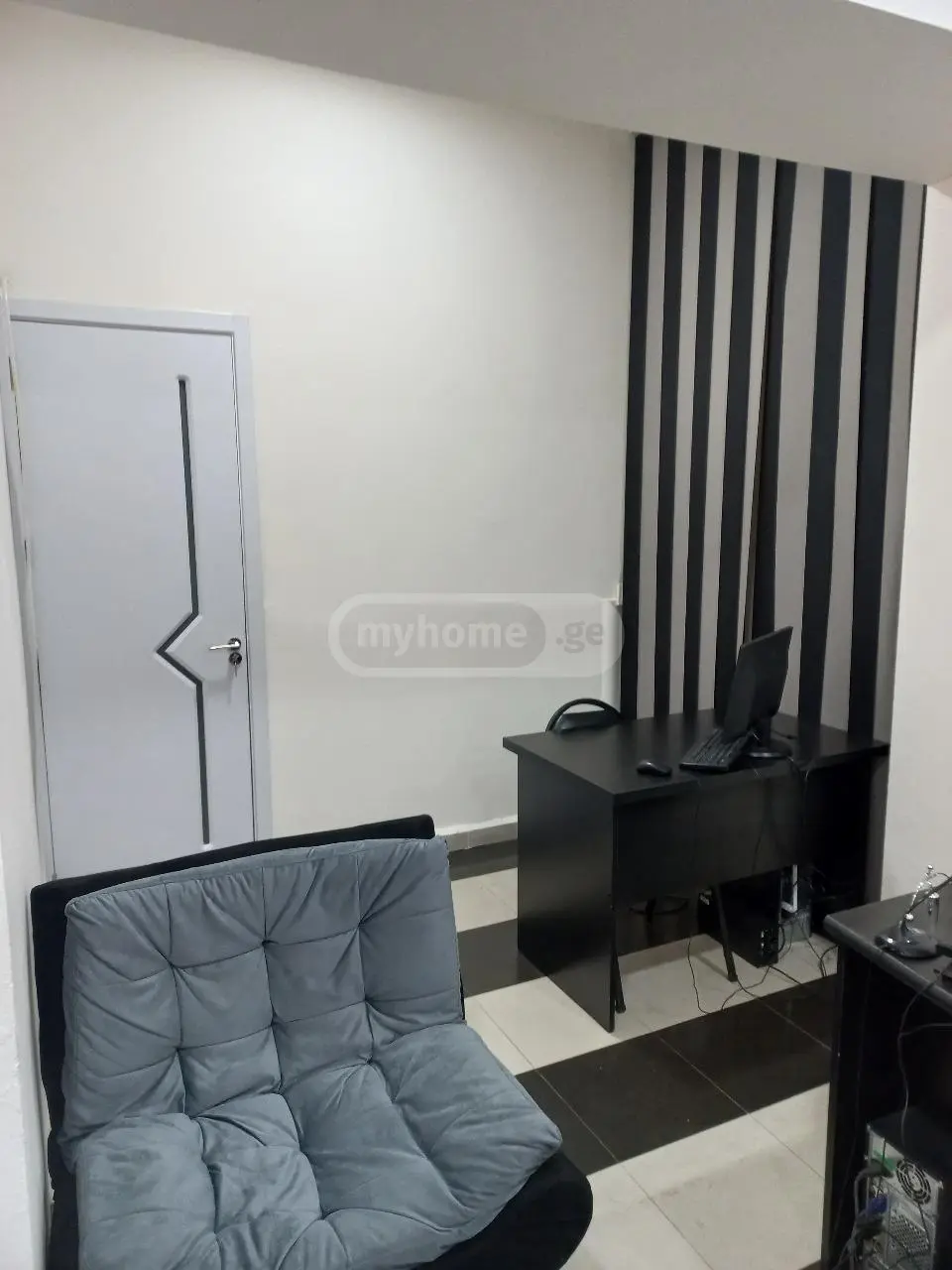 Office Commercial Area For Sale In Tbilisi view 3