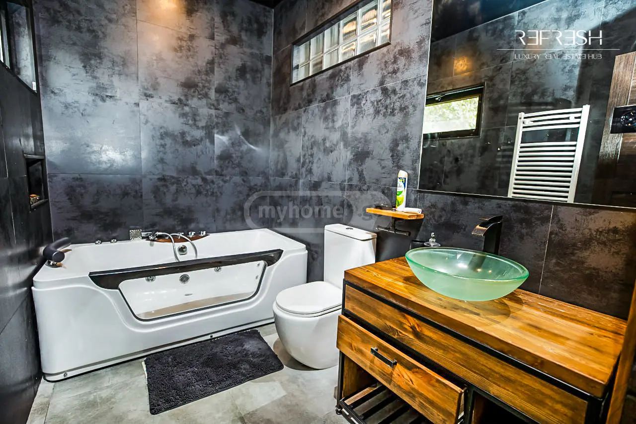 10+ Room Private House For Sale In Didi Digomi view 14