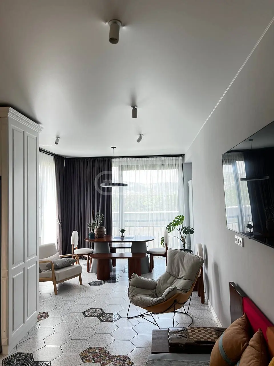9 Room Private House For Sale view 4