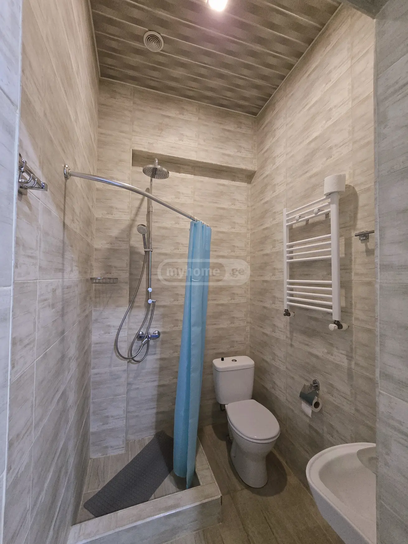 9 Room Hotel For Sale view 12