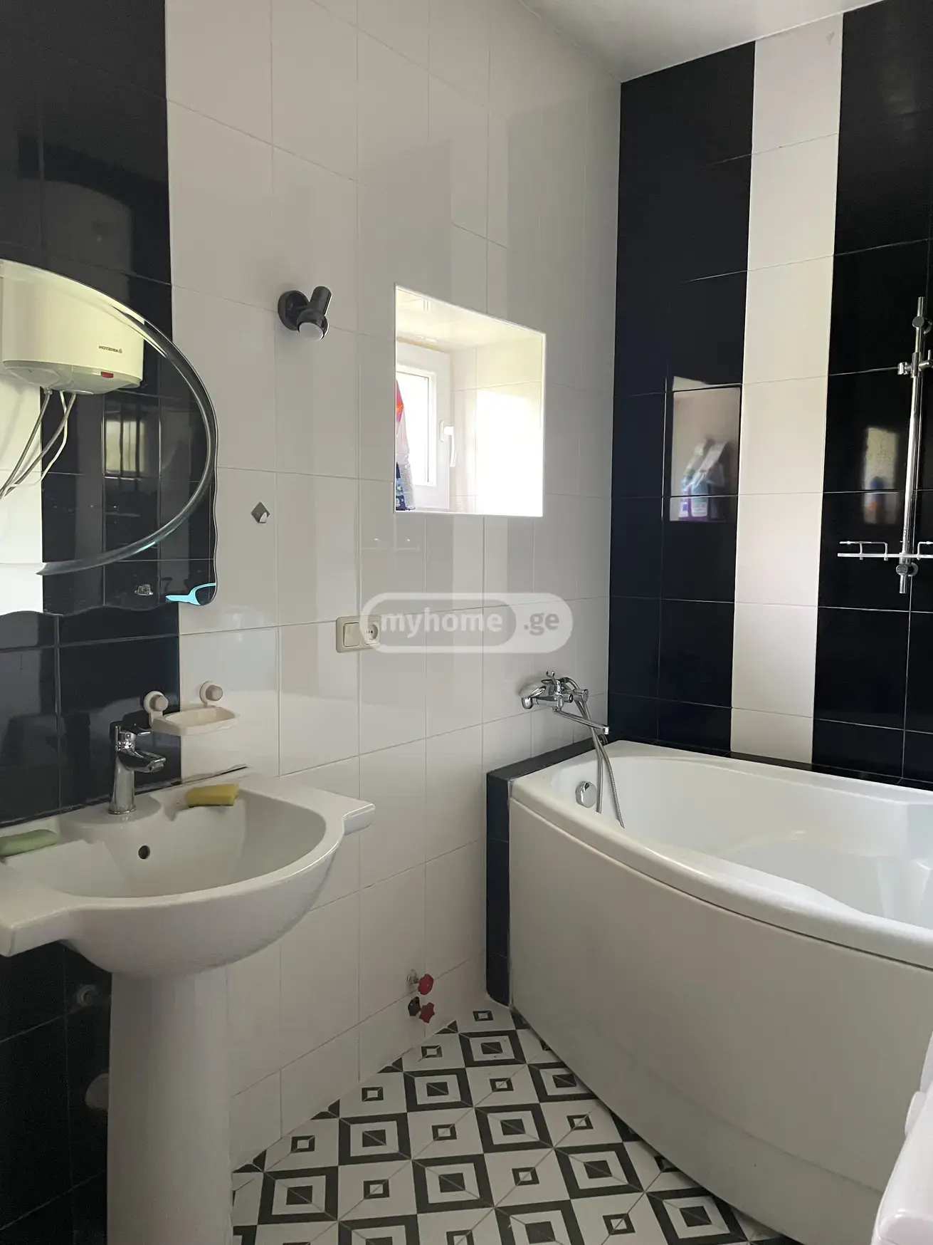 6 Room Country House For Rent In Tabakhmela view 6