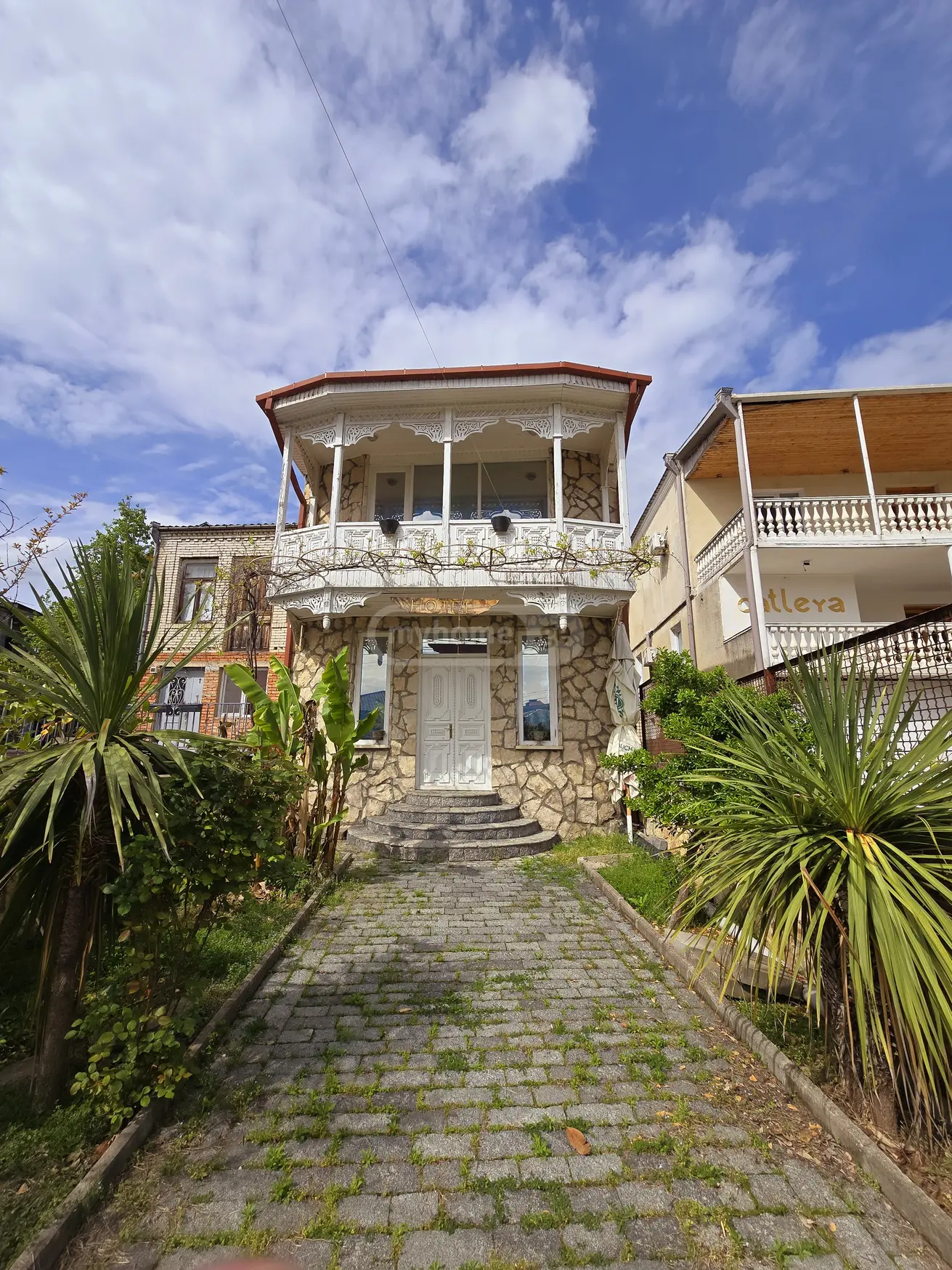 9 Room Hotel For Sale view 1