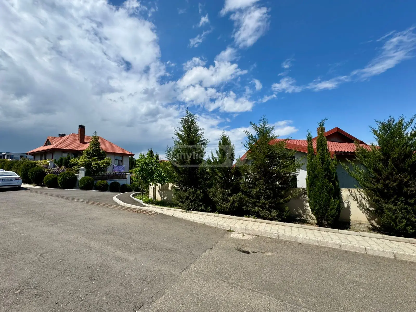 5 Room Private House For Sale view 11