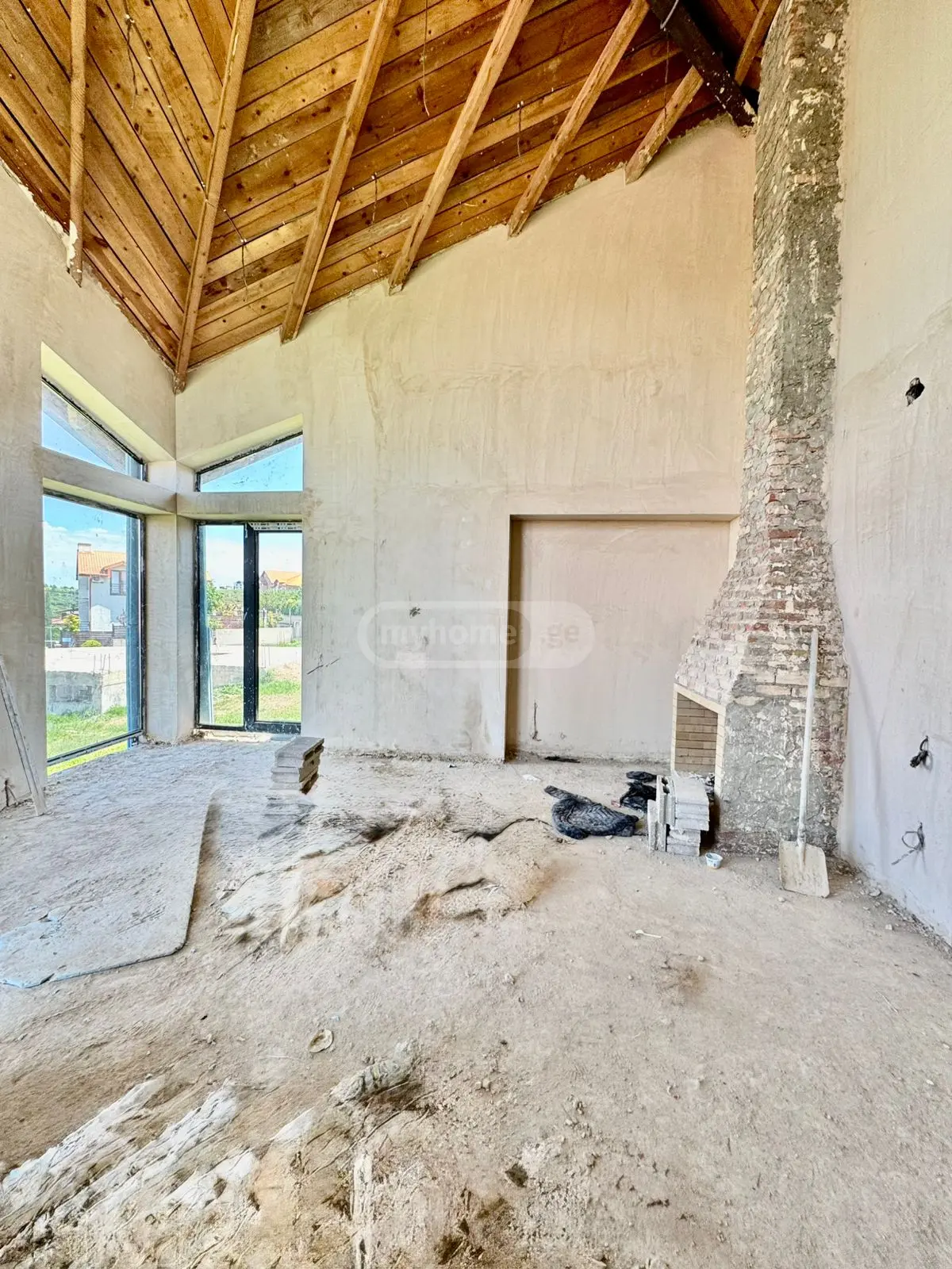 5 Room Private House For Sale view 3