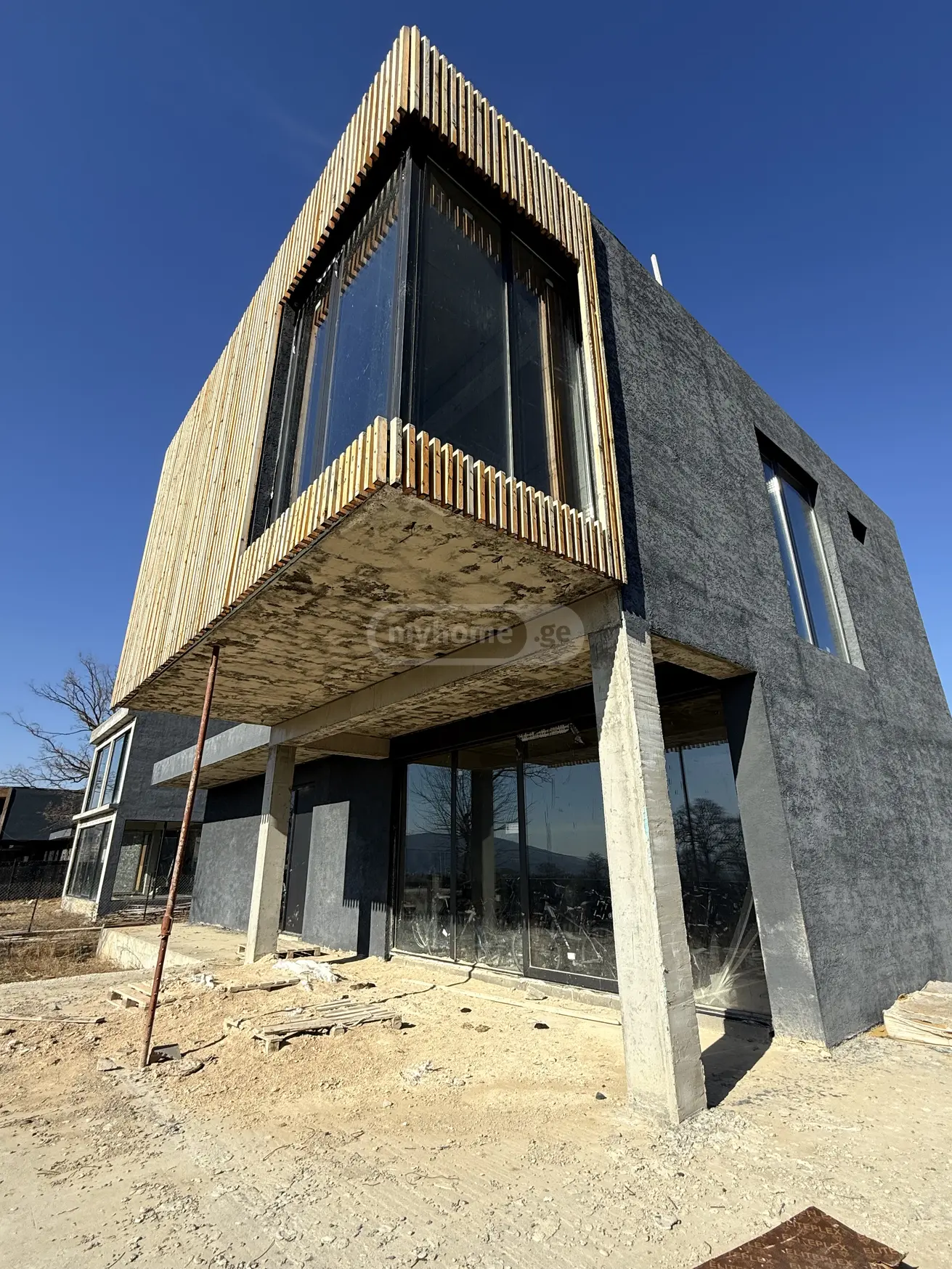 5 Room Private House For Sale view 9
