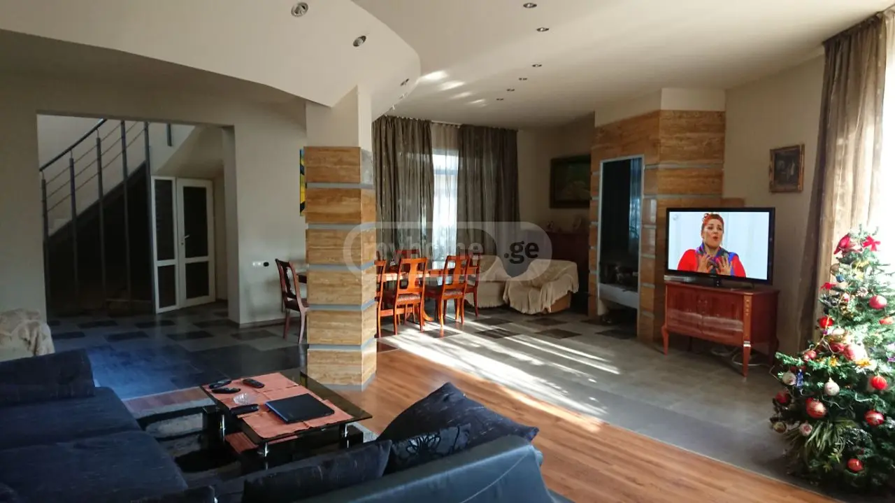 8 Room Country House Daily Rent In Saguramo, In Mtskheta Municipality view 10