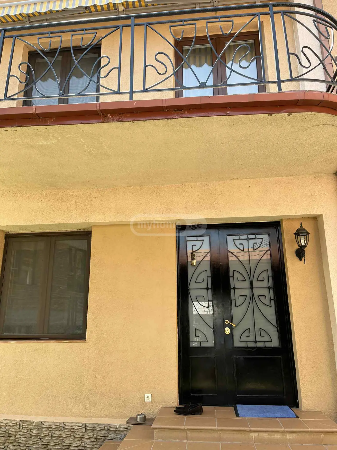 7 Room Private House For Sale view 16