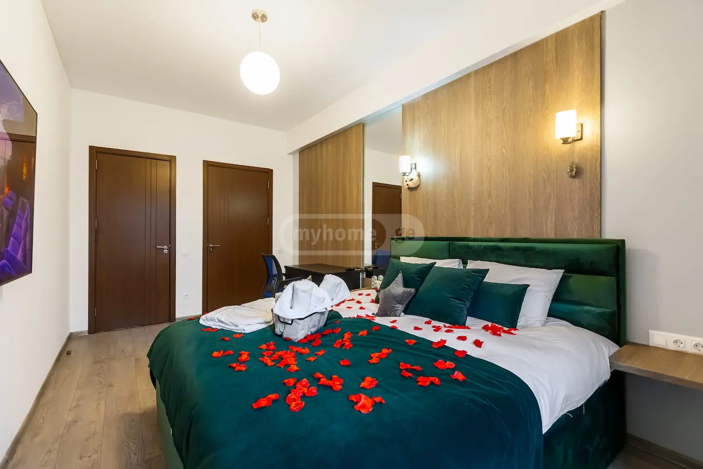 3 Room Apartment Daily Rent In Mtatsminda view 5