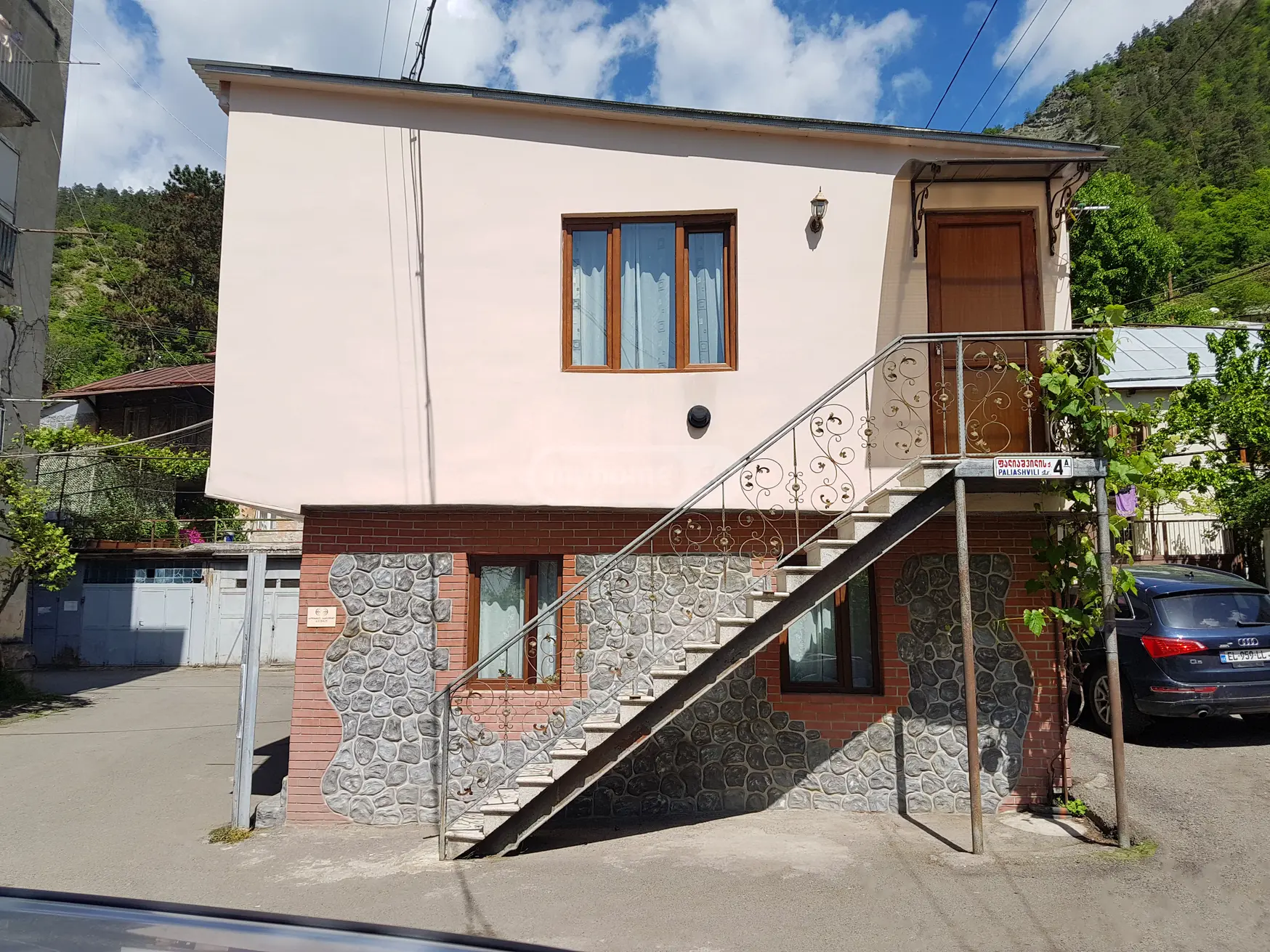 2 Room Apartment Daily Rent In Borjomi view 16