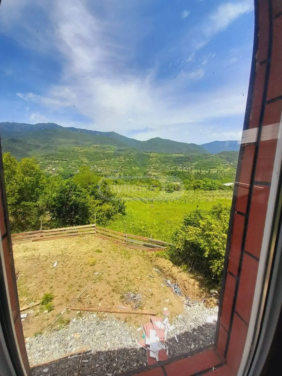 8 Room Private House For Sale view 4