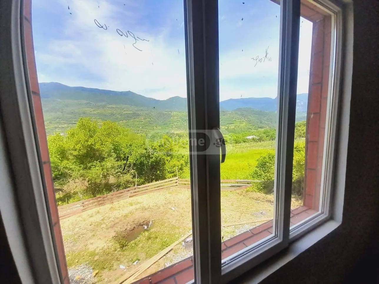 8 Room Private House For Sale view 3