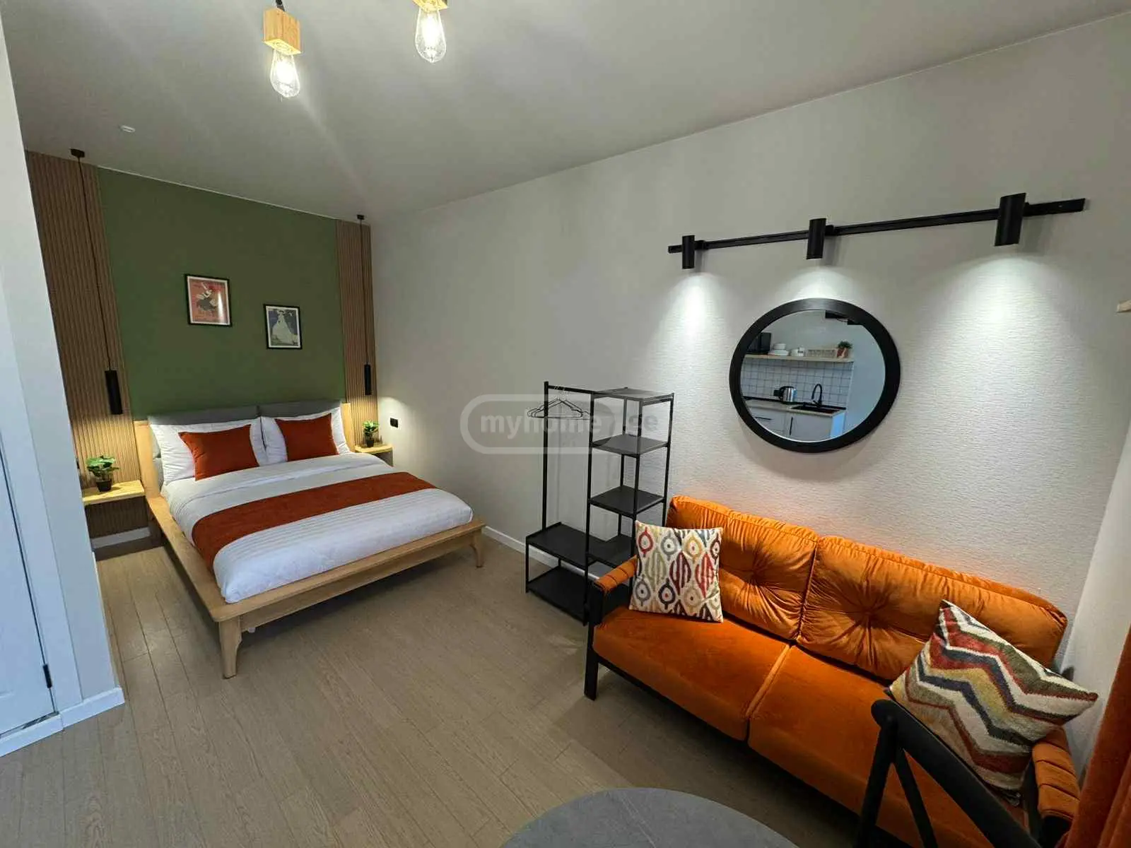1 Room Flat Daily Rent. Mtatsminda view 9