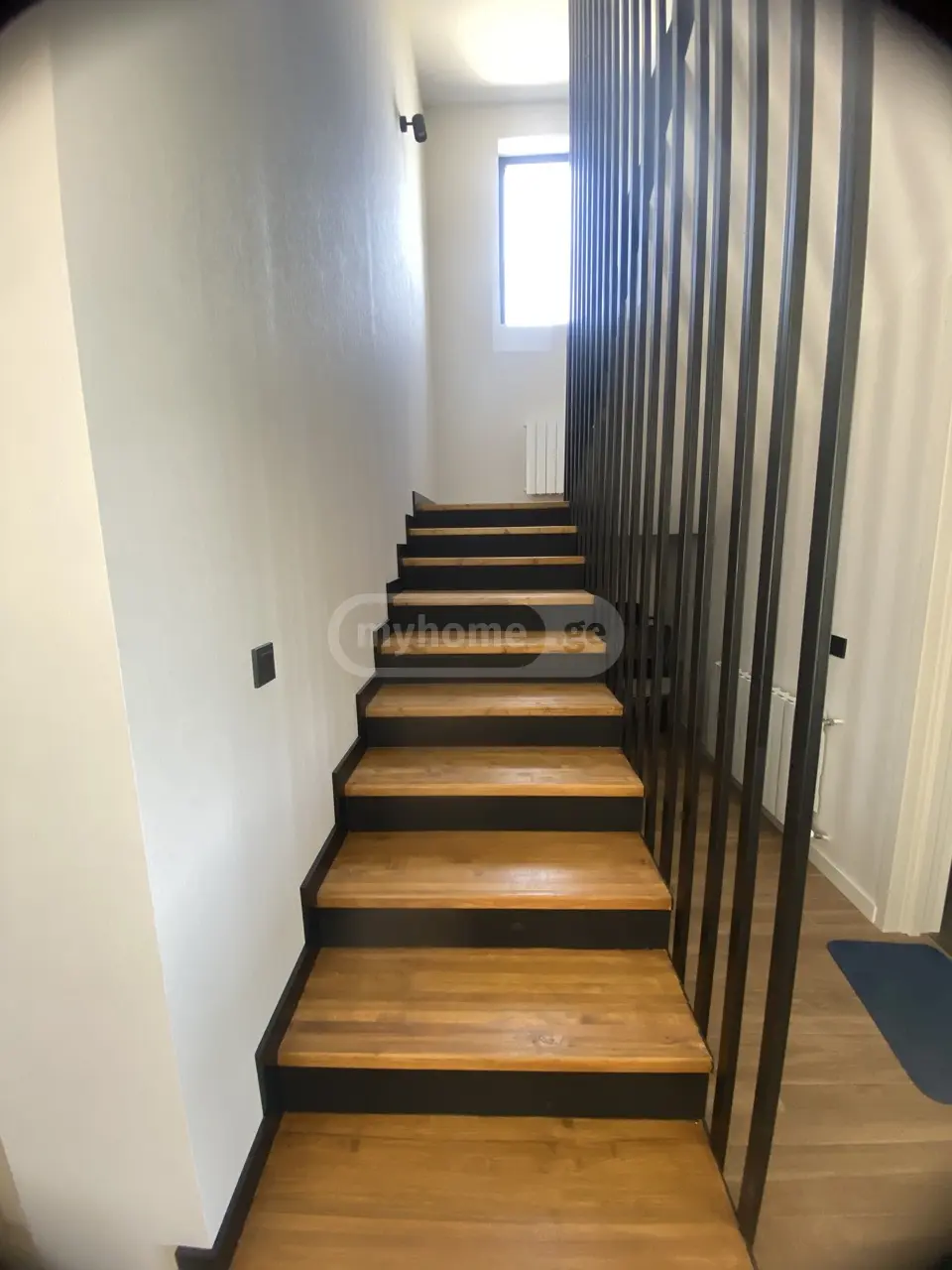 7 Room Country House For Sale view 4