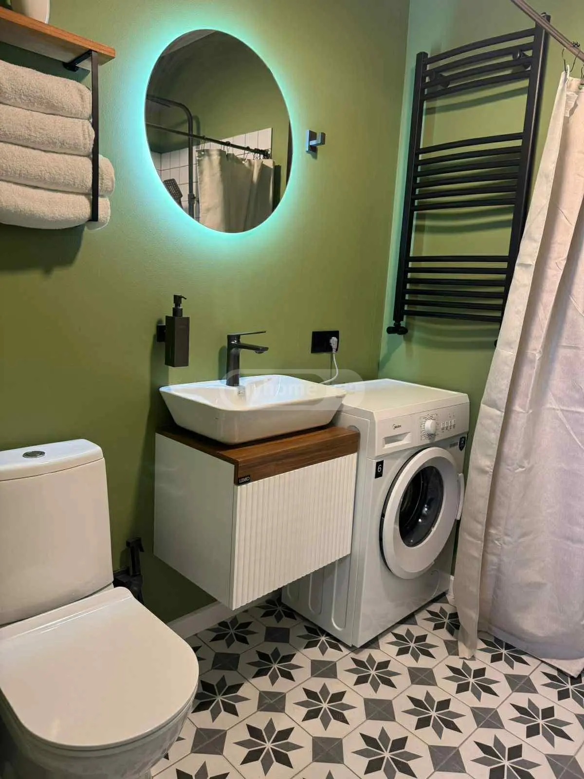 1 Room Flat Daily Rent. Mtatsminda view 15