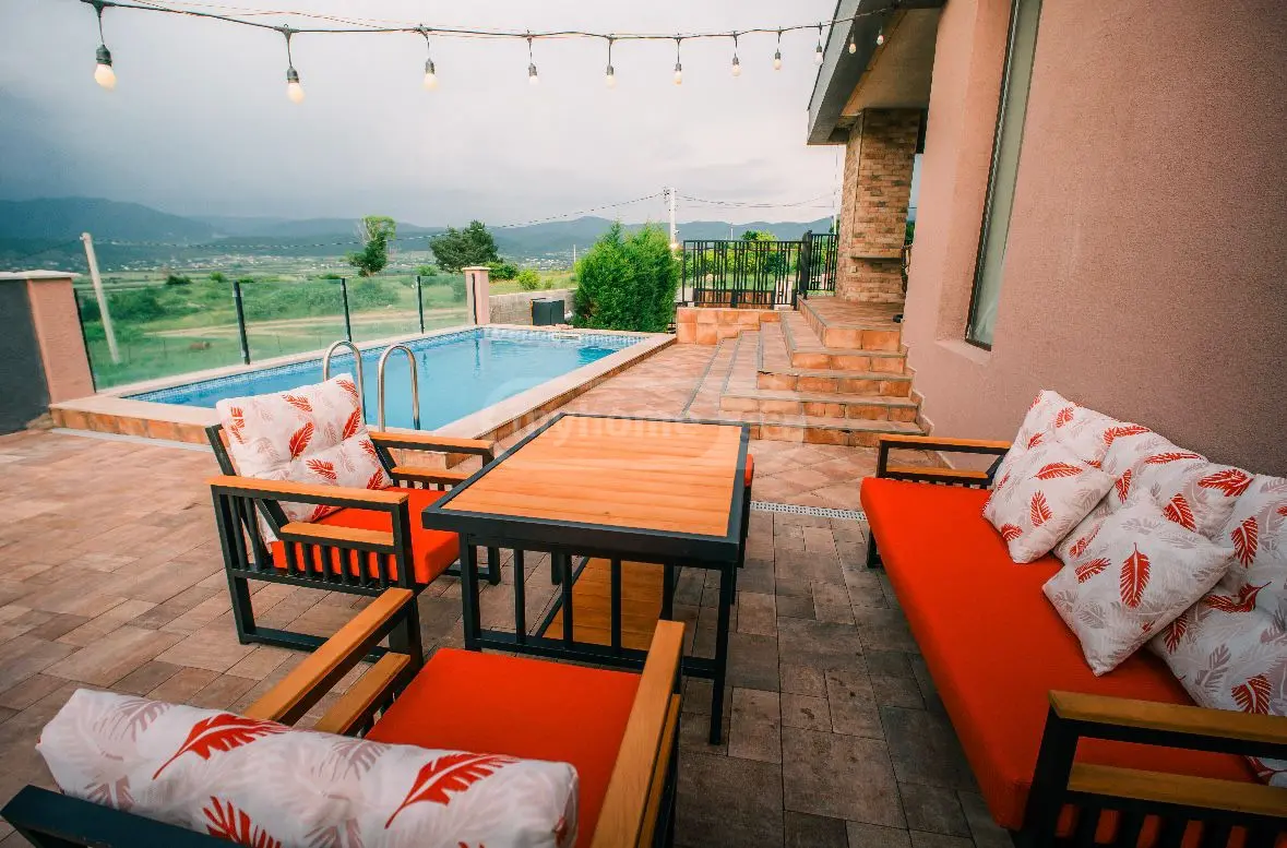 4 Room Country House Daily Rent In Saguramo, In Mtskheta Municipality view 1