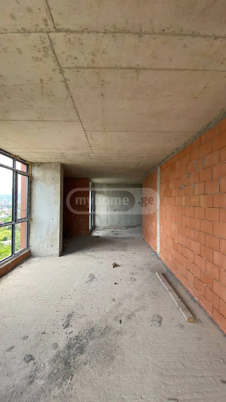 3 Room Apartment For Sale view 2