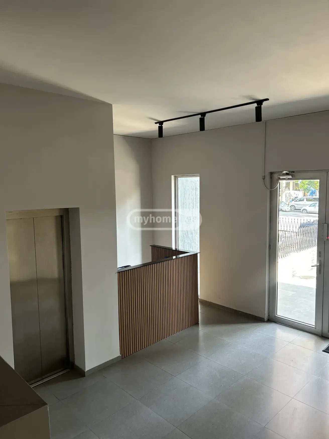 Office Commercial Area For Rent In Didube view 6