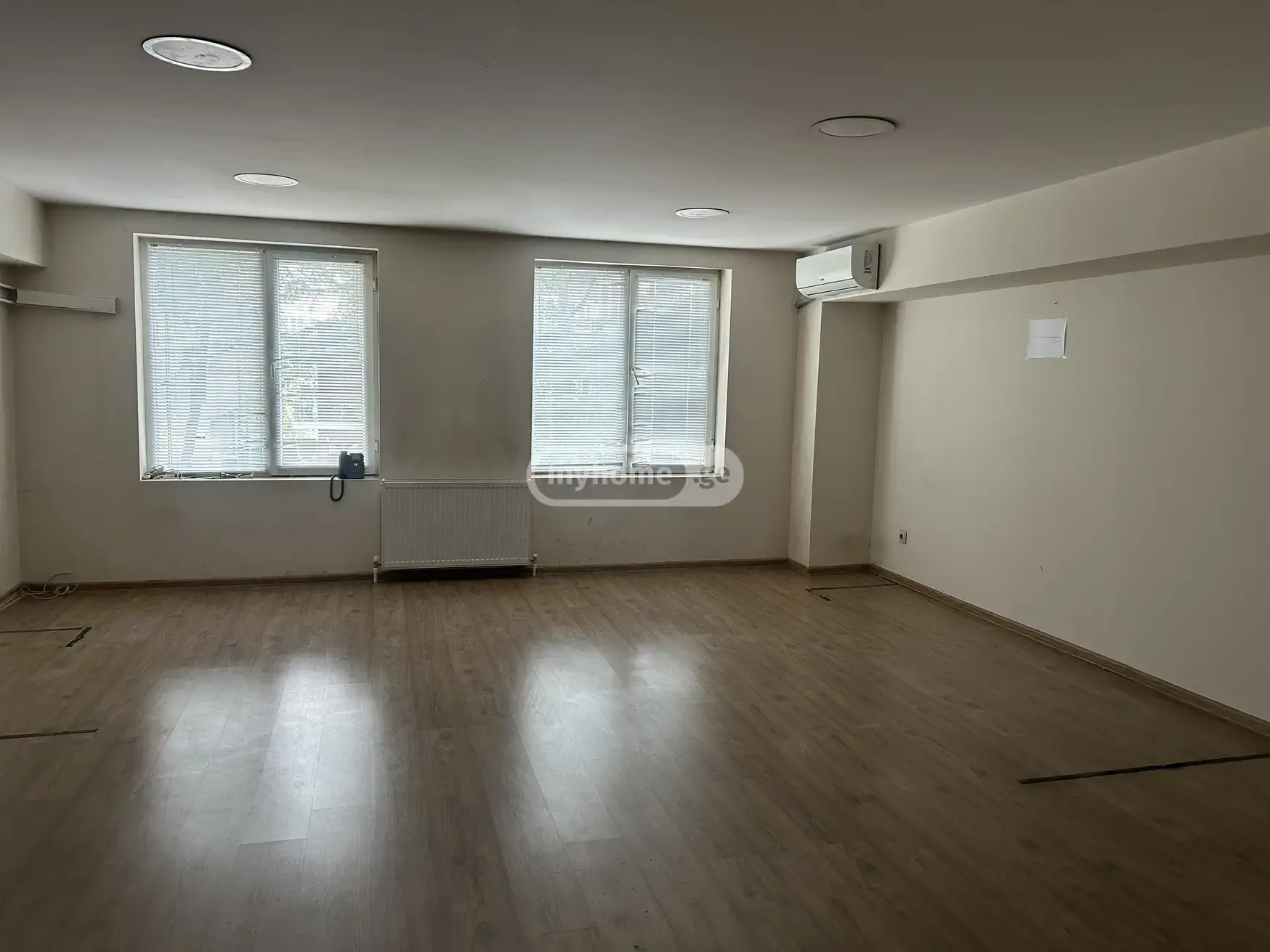 Office Commercial Area For Rent In Didube view 7