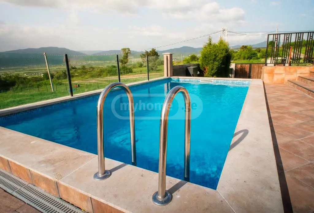 6 Room Private House Daily Rent In Saguramo, In Mtskheta Municipality view 8