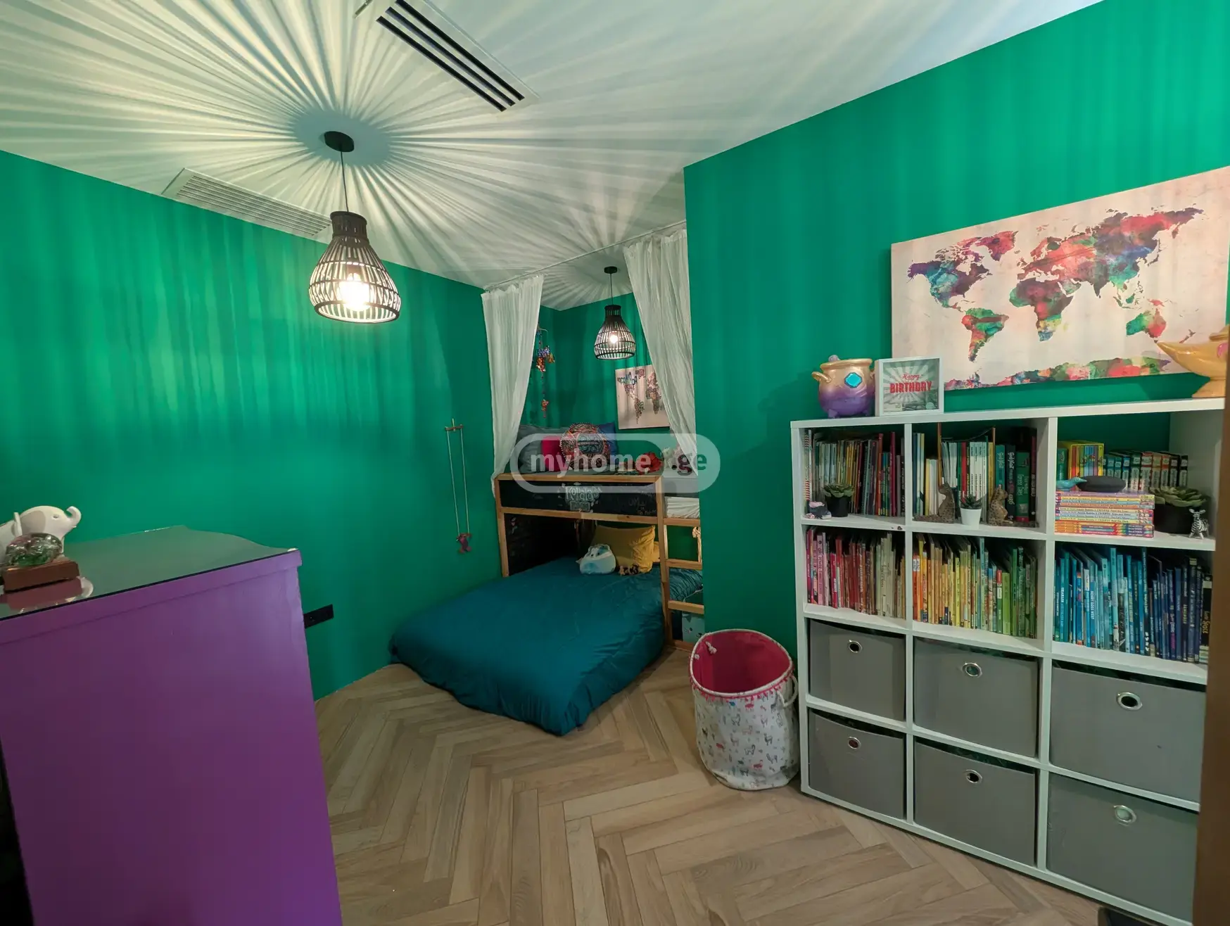 8 Room Private House For Rent In Vera view 7