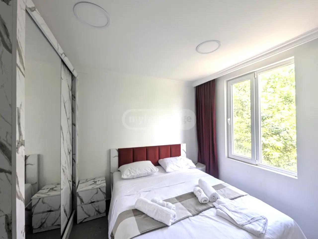 7 Room Private House For Sale view 3