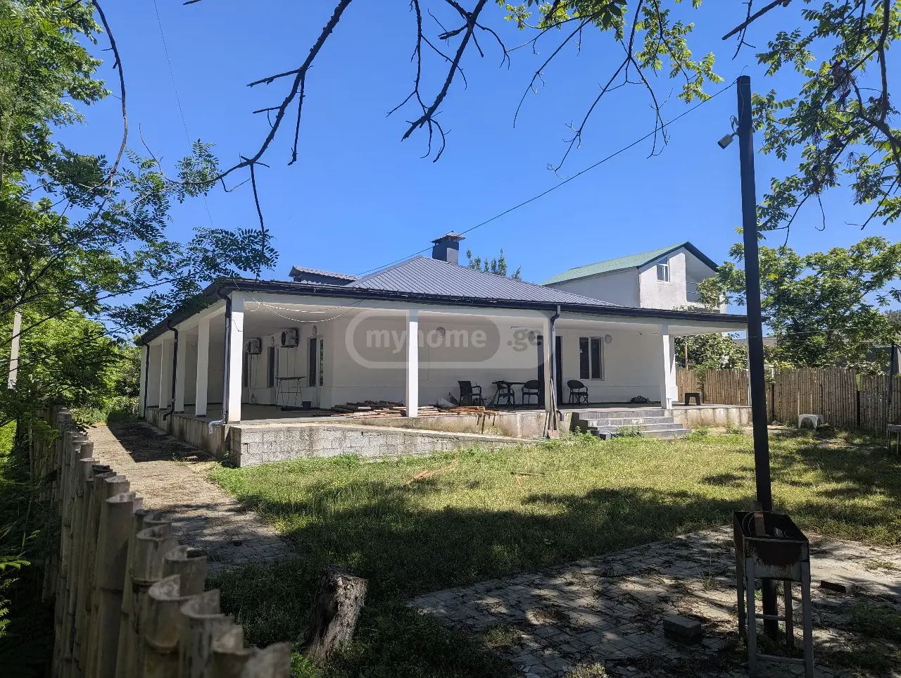 7 Room Private House For Sale view 12