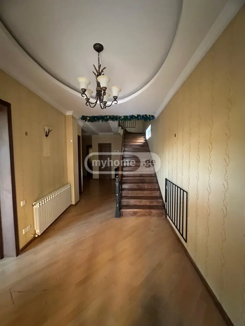 9 Room Private House For Rent In Vera view 7