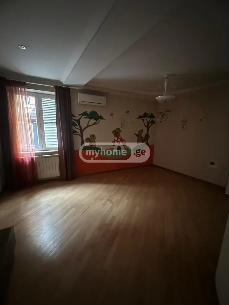 9 Room Private House For Rent In Vera view 6