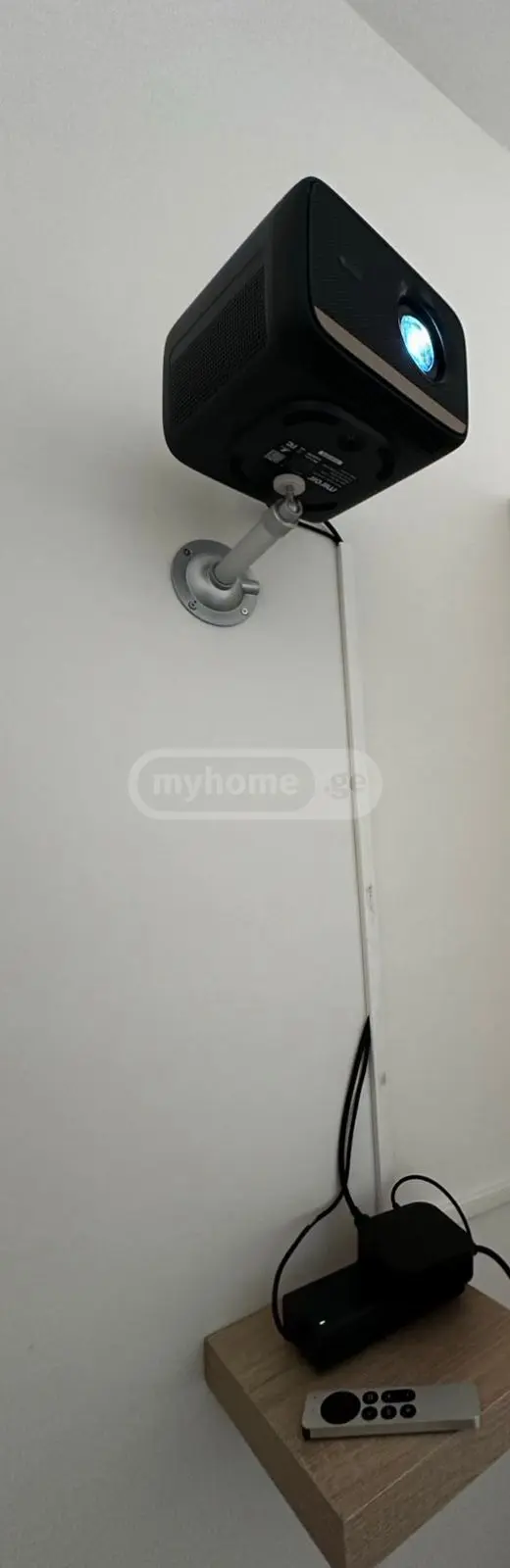 3 Room Apartment Daily Rent In Mtatsminda view 9