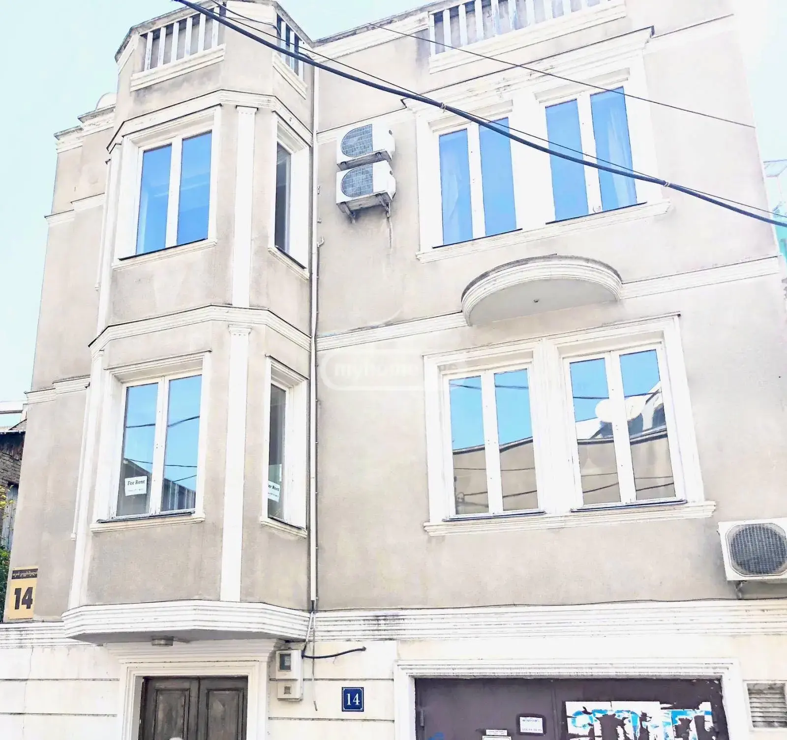 7 Room Private House For Rent In Vera view 1