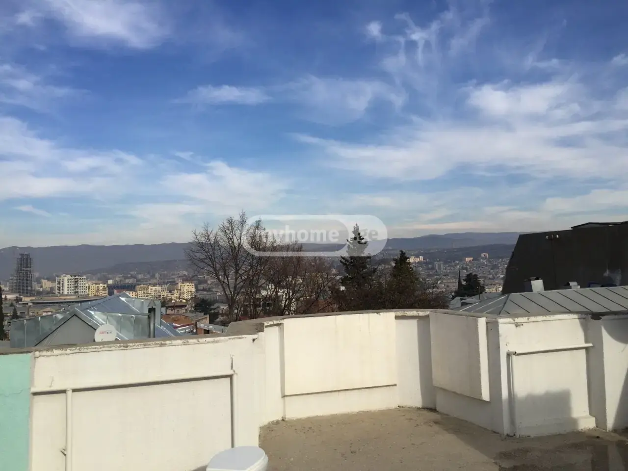 7 Room Private House For Rent In Vera view 7