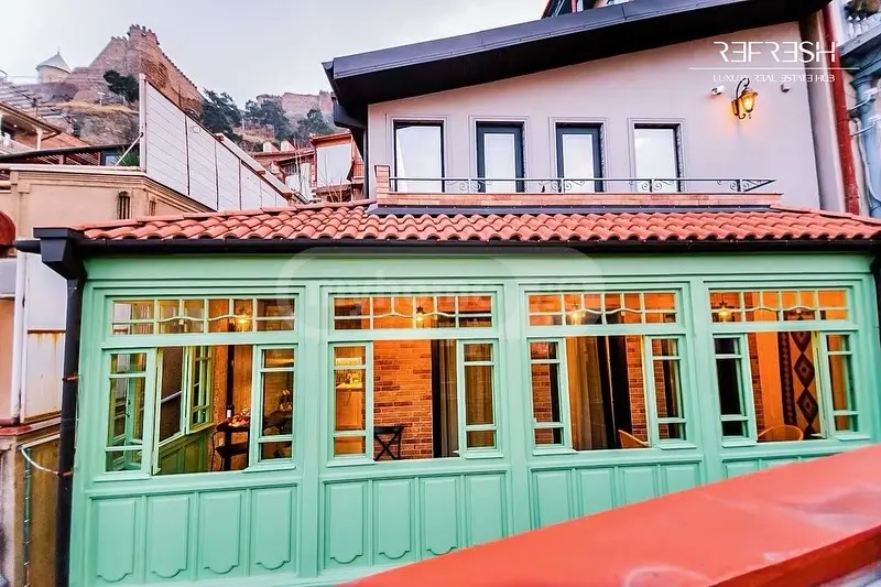 4 Room Private House For Sale view 2