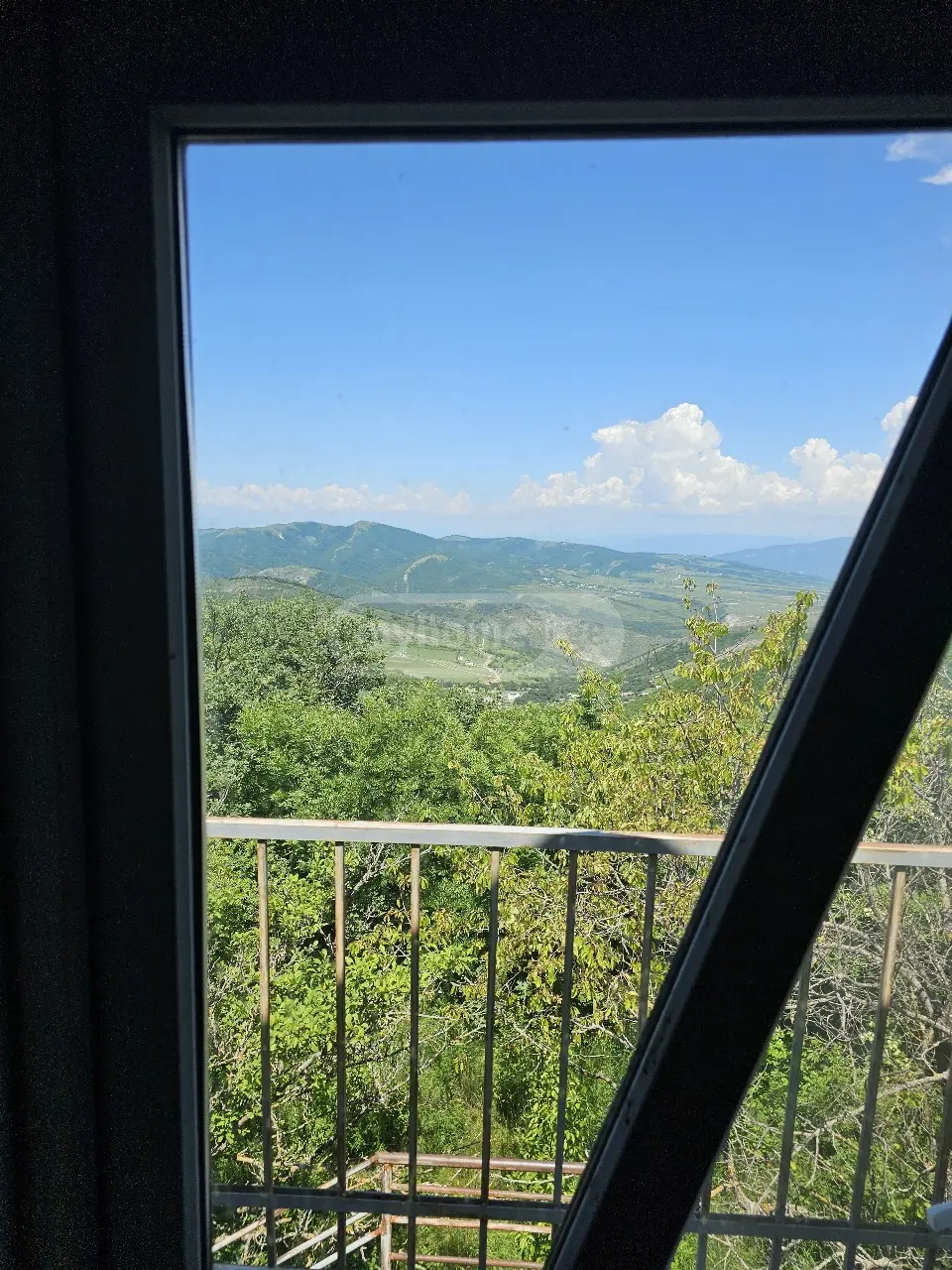 5 Room Country House For Sale view 2