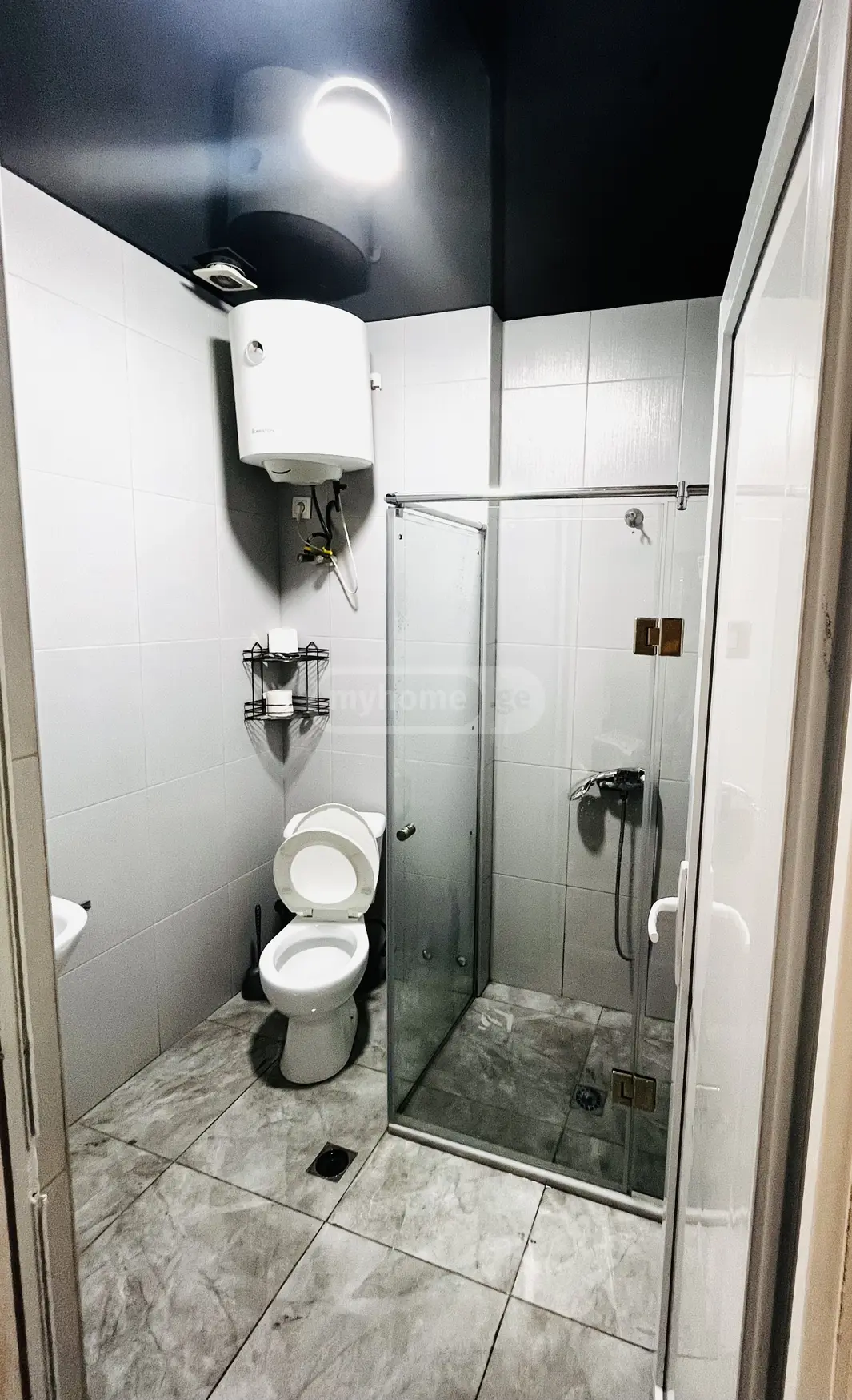 1 Room Apartment Daily Rent In Batumi view 3