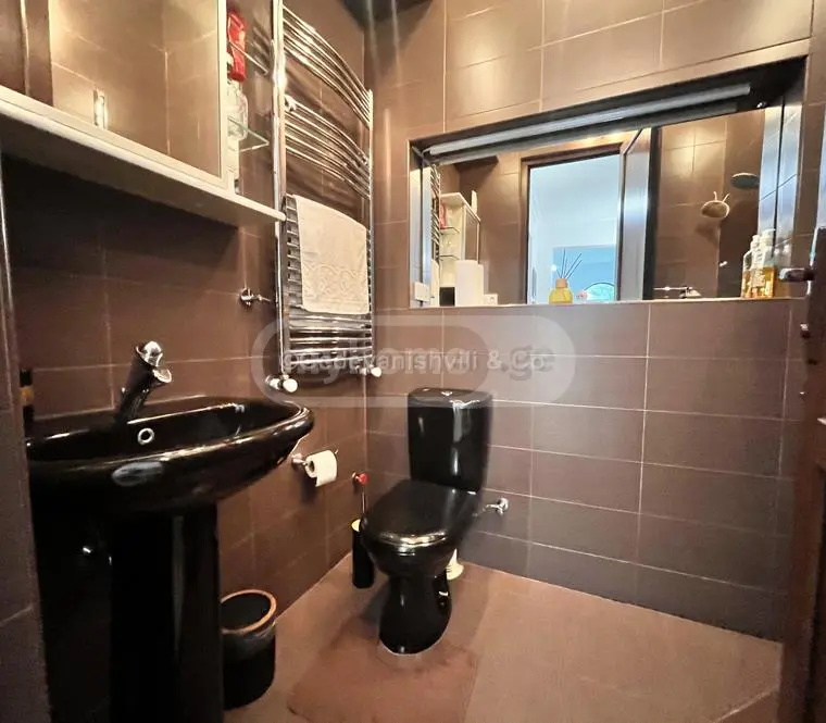 7 Room Private House For Sale view 10