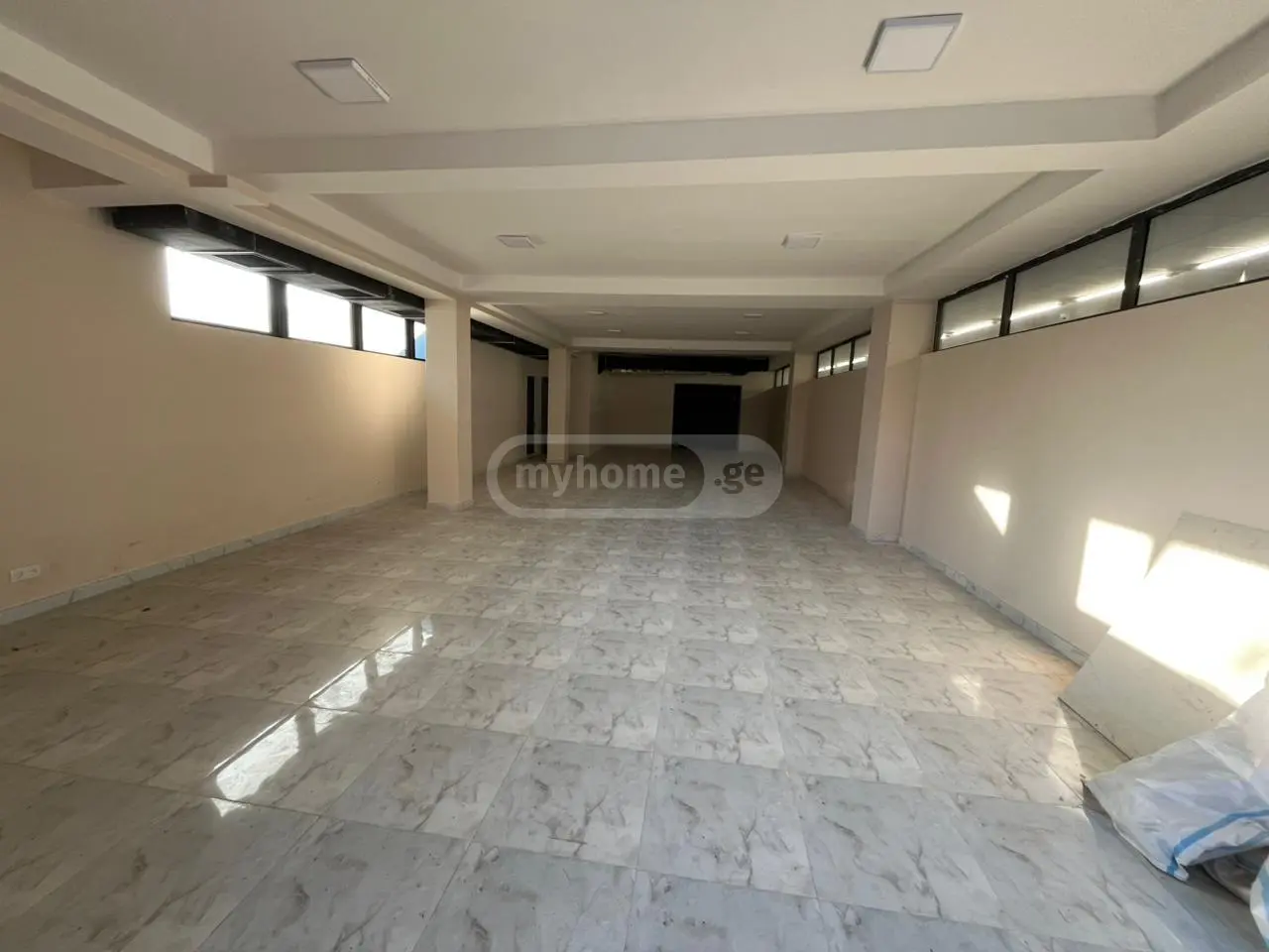 Universal Commercial Area For Rent Avtokarkhana, In Qutaisi view 1