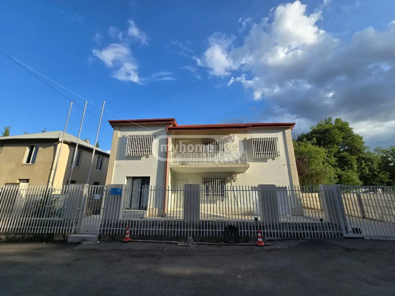 9 Room Private House For Rent In Digomi view 1