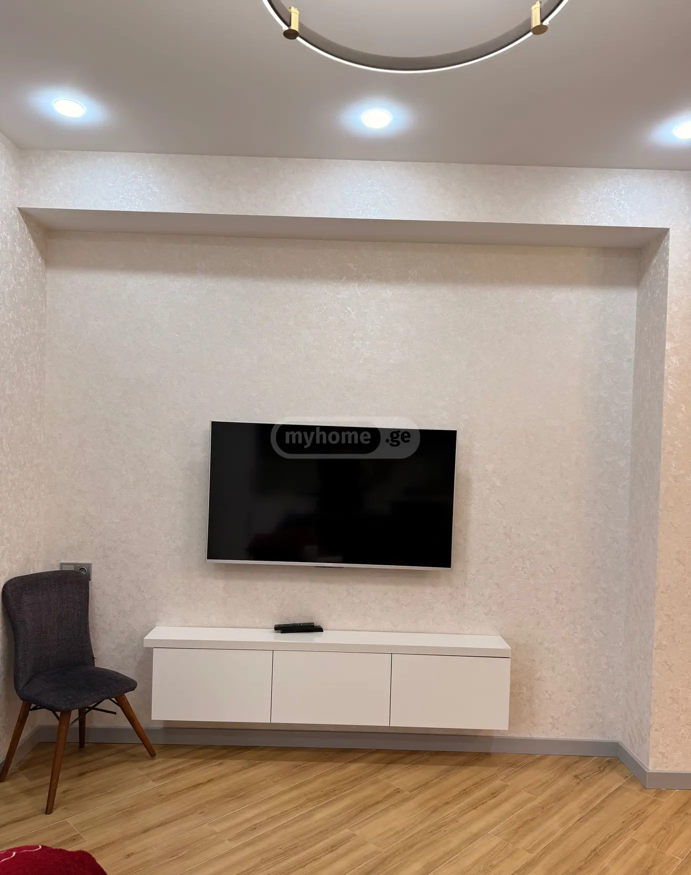 3 Room Apartment For Sale view 8