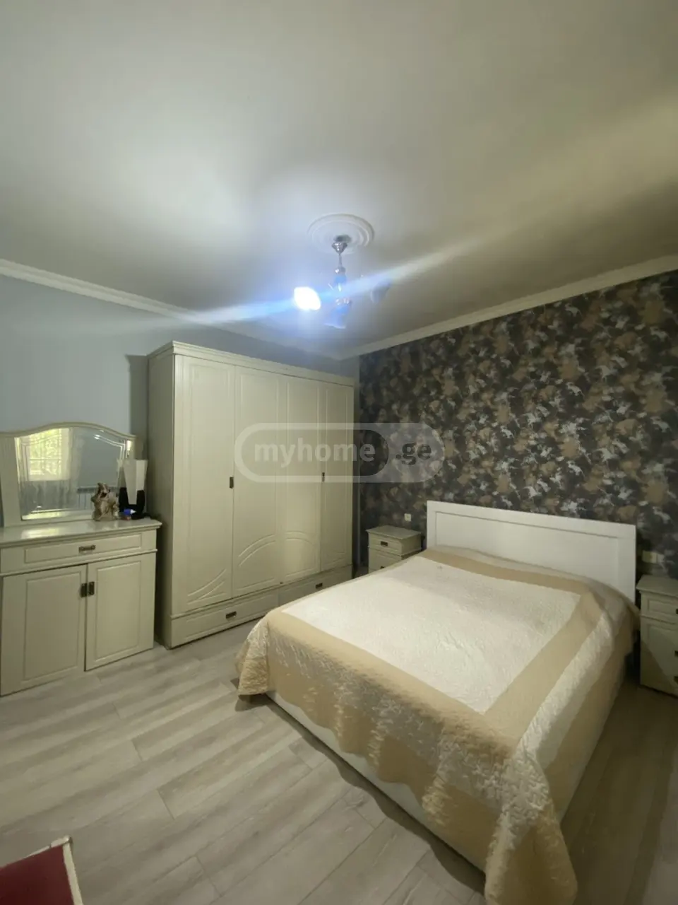 6 Room Private House Daily Rent In Batumi view 4