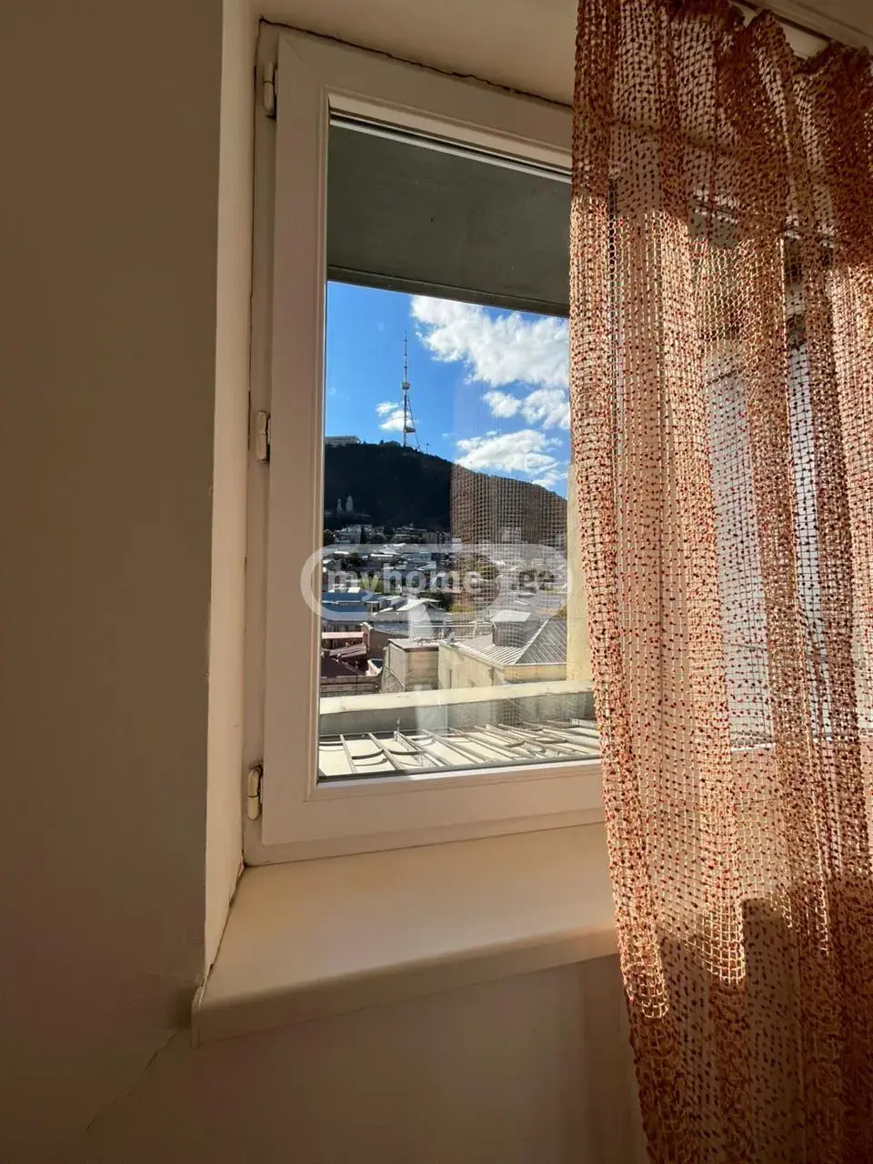 3 Room Apartment Daily Rent In Mtatsminda view 4