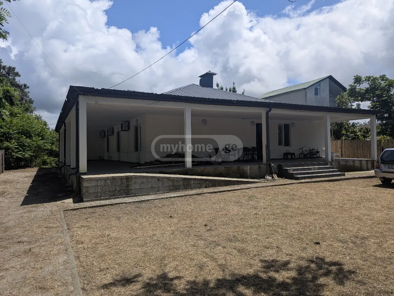 6 Room Private House For Sale view 1