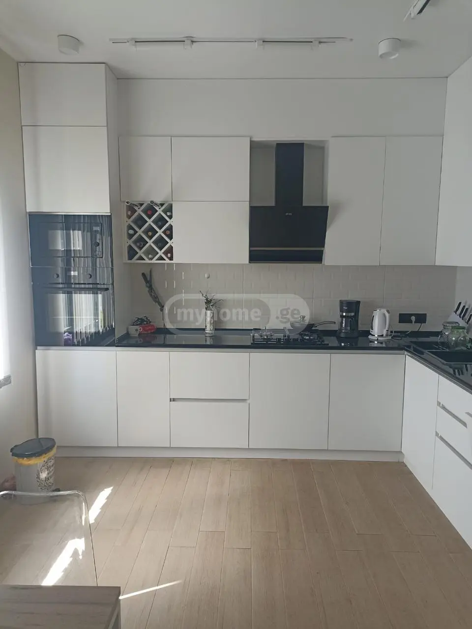 7 Room Country House For Sale view 3