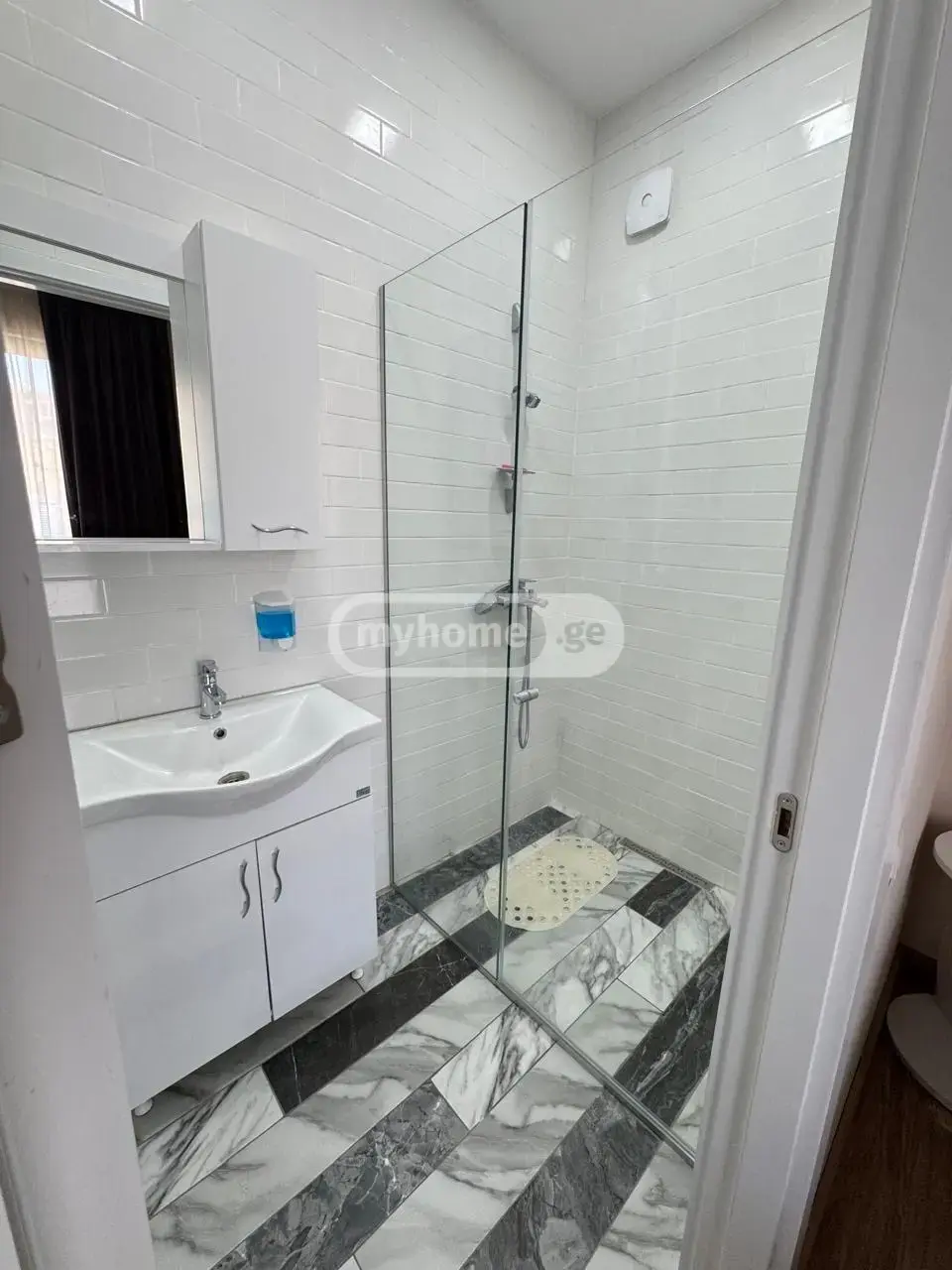 5 Room Country House For Rent In Oqrokana view 12