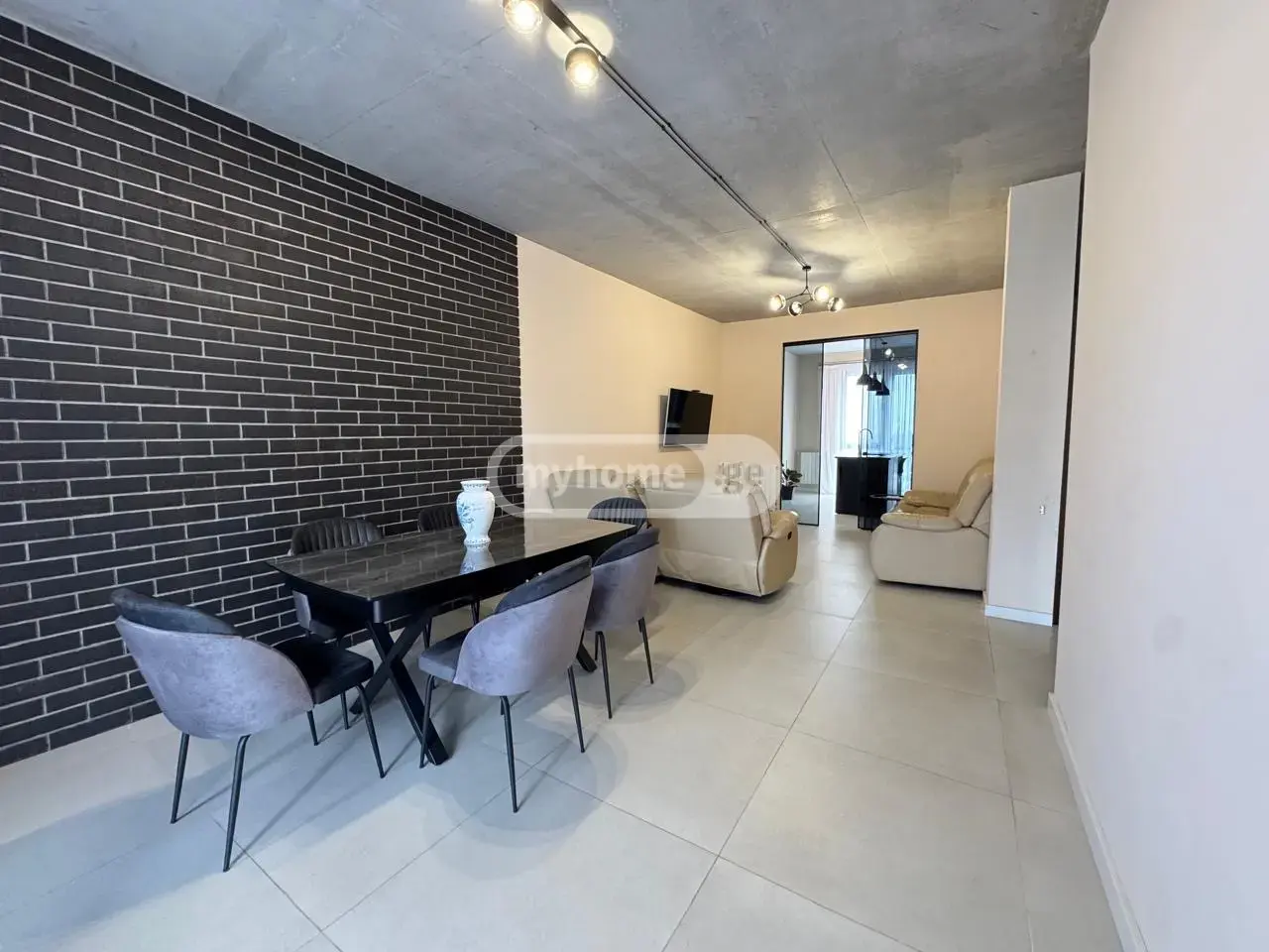 5 Room Country House For Rent In Oqrokana view 9